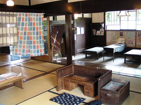 �܌��E�ߍ]���l���~