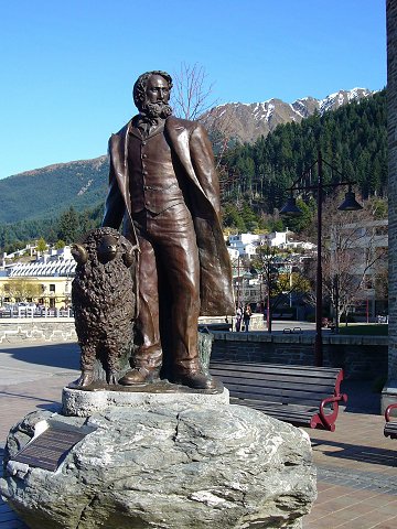 �E�B���A���E�M���o�[�g�E���[�X��